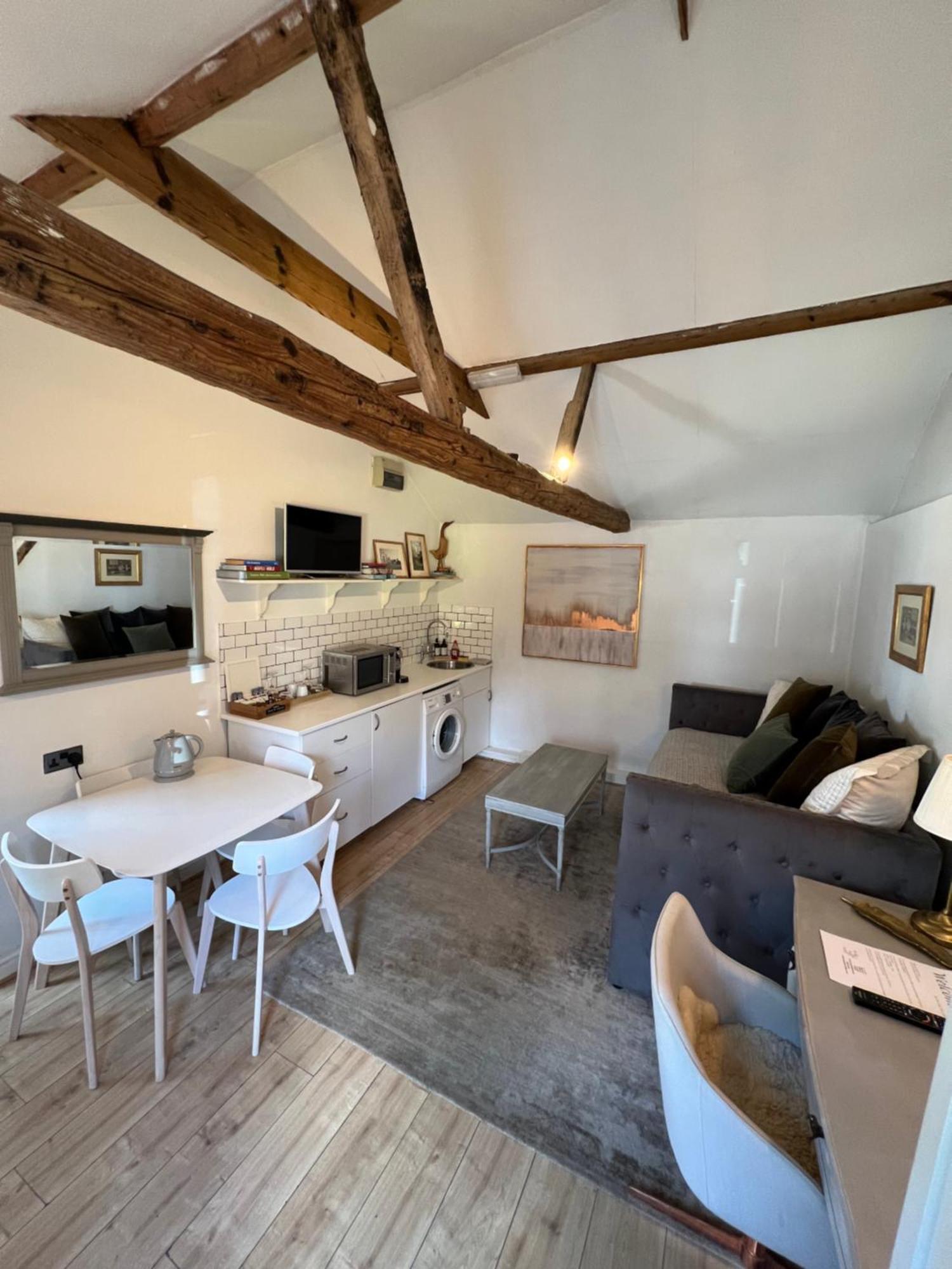 Pear & Olive Cottage Hildersham Экстерьер фото